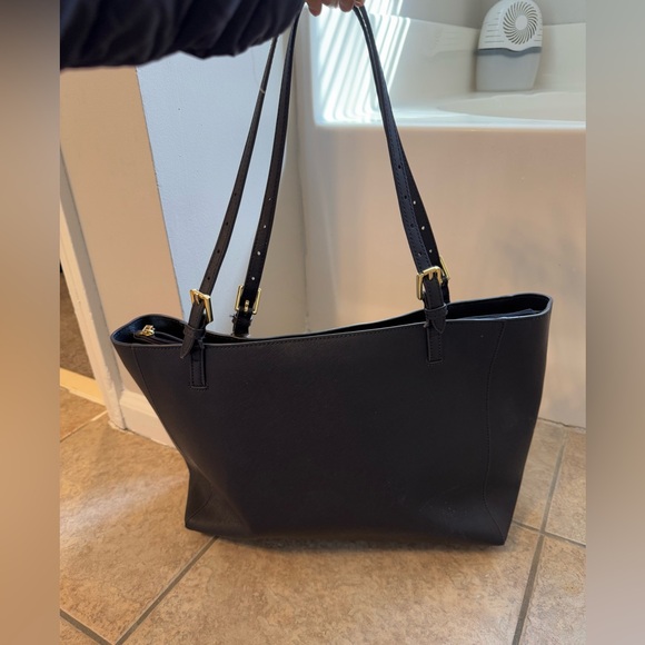 Tory Burch York Buckle Leather Tote Bag in Navy Blue - Picture 2 of 10